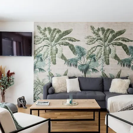 דירה Maxime By Terry's Homes קאן